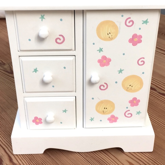 Music Box Jewelry Armoire - Picture 4 of 7